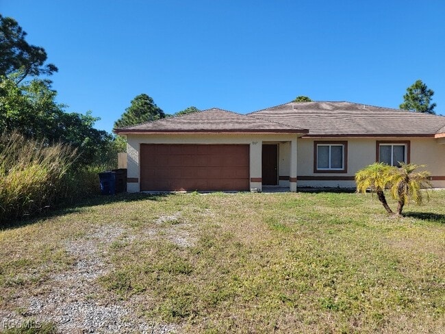 property at 862 Holmes Ave