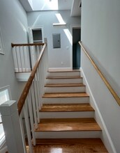 126 Cross St, Unit 5 in Somerville, MA - Foto de edificio - Building Photo