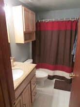 3896 Ridge Lea Rd in Amherst, NY - Building Photo - Building Photo