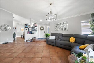 9803 SW 59th St in Cooper City, FL - Foto de edificio - Building Photo