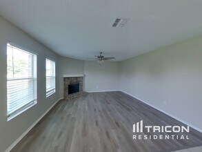508 Oriel Cir in Crowley, TX - Building Photo - Building Photo