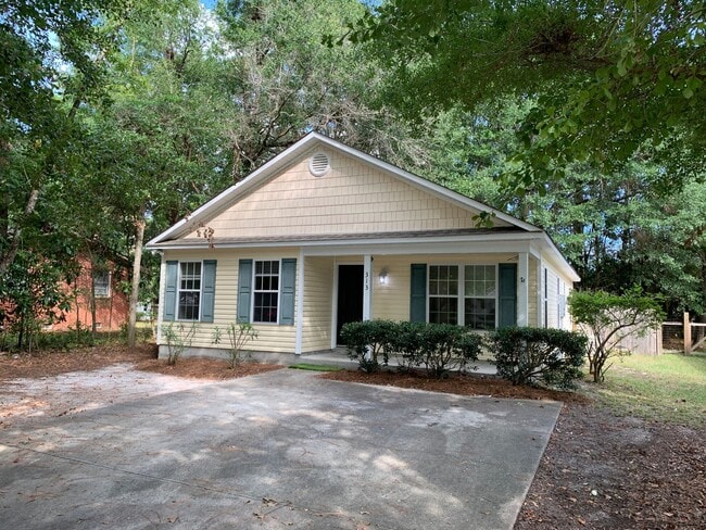 313 Hillsdale Dr