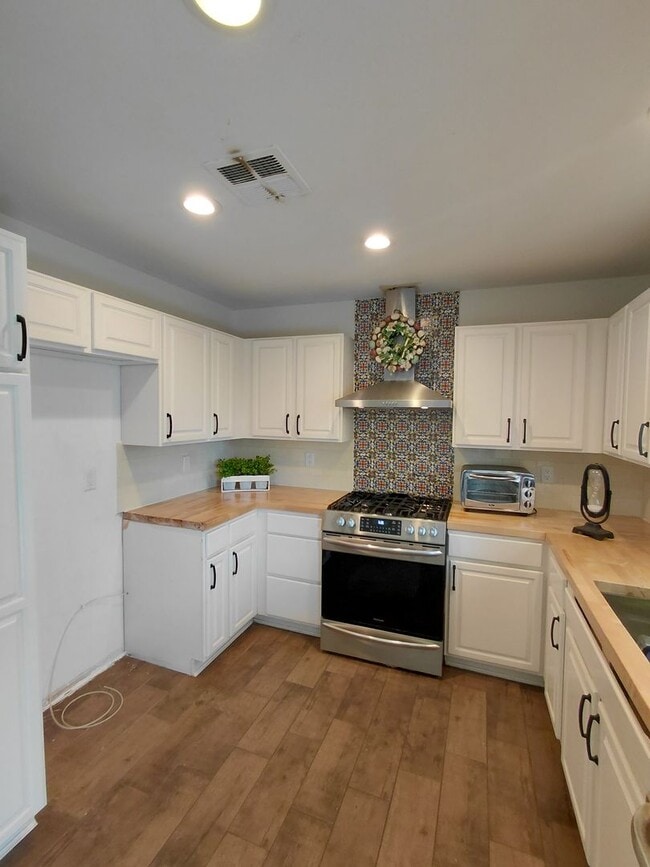 314 Butterfield Trail in Imperial, CA - Building Photo - Building Photo