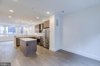 634 N 5th St in Philadelphia, PA - Building Photo - Building Photo