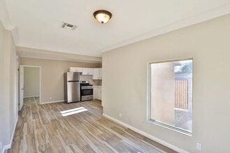 2501 E Culver St in Phoenix, AZ - Foto de edificio - Building Photo