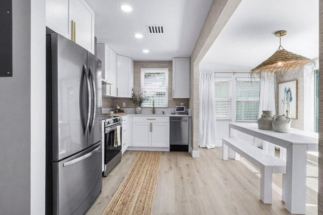 property at 512 49th St