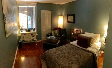 1725 S Hayes St, Unit A in Arlington, VA - Building Photo - Building Photo