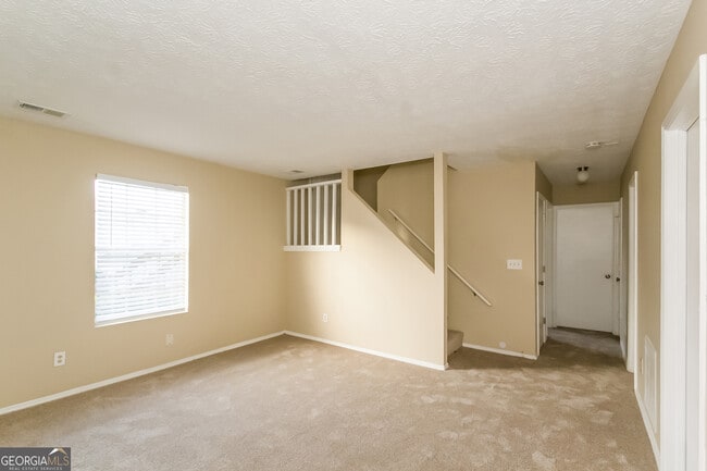 3048 Laurengate Dr in Decatur, GA - Building Photo - Building Photo