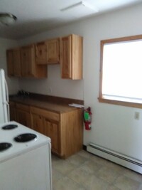 1315 1st W St, Unit Garden in Cedar Falls, IA - Building Photo - Building Photo