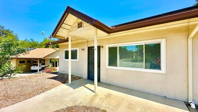 property at 1518 E Mission Rd