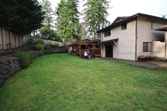 1609 Taylor St in Milton, WA - Building Photo - Building Photo