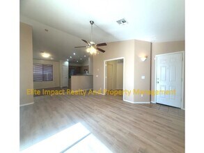 8332 S Lost Mountain Rd in Tucson, AZ - Building Photo - Building Photo