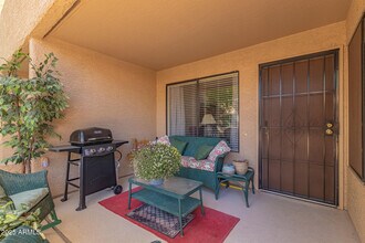 14300 W Bell Rd in Surprise, AZ - Building Photo - Building Photo