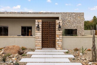 6912 E Ludlow Dr in Scottsdale, AZ - Building Photo - Building Photo