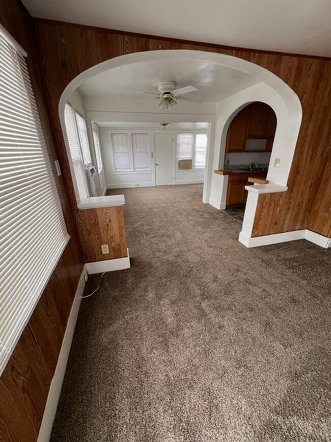 110 E Virginia St in Fallon, NV - Building Photo - Building Photo