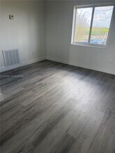 16301 SW 184th St in Miami, FL - Building Photo - Building Photo