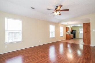 7239 Winter Song Dr in Magnolia, TX - Building Photo - Building Photo