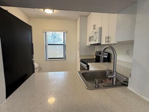 2900 NW 42nd Ave in Coconut Creek, FL - Building Photo - Building Photo