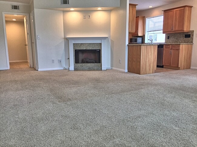 3881 Groton St, Unit 4 in San Diego, CA - Building Photo - Building Photo