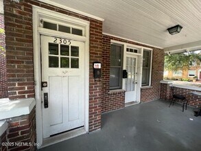 2305 College St in Jacksonville, FL - Building Photo - Building Photo