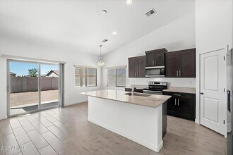 10997 Cambria Cir in Arizona City, AZ - Building Photo - Building Photo