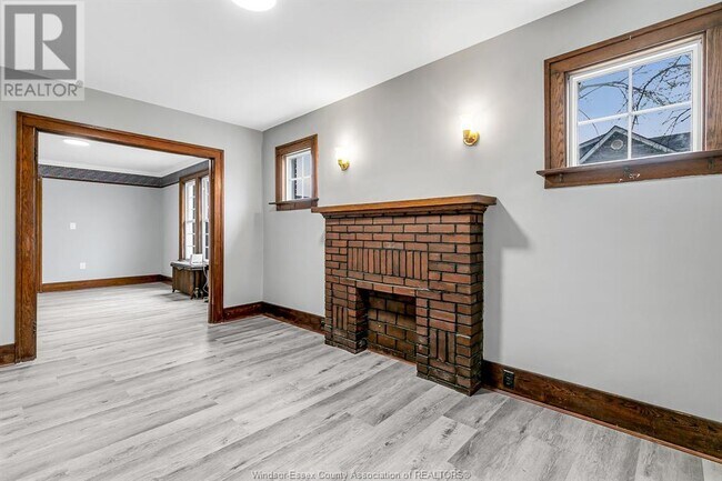 1354 Bruce Ave in Windsor, ON - Building Photo - Building Photo