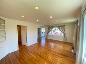 339 Crouch St in Oceanside, CA - Building Photo - Building Photo
