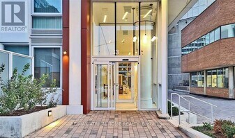 33 Helendale Ave in Toronto, ON - Building Photo