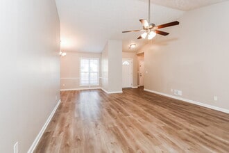 3297 Owens Meadow Ln NW in Kennesaw, GA - Building Photo - Building Photo
