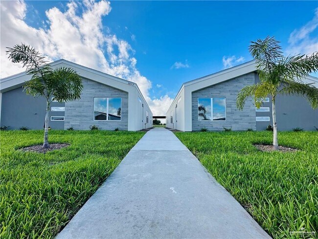 10 Mockingbird Rd in Weslaco, TX - Building Photo - Building Photo