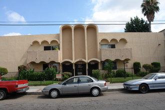 21725 Lanark St in Canoga Park, CA - Building Photo - Building Photo