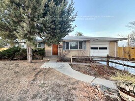 641 E Geddes Ave in Centennial, CO - Building Photo