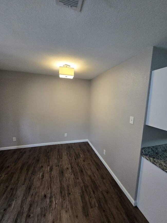 613 Carrie Ave in Killeen, TX - Building Photo - Building Photo
