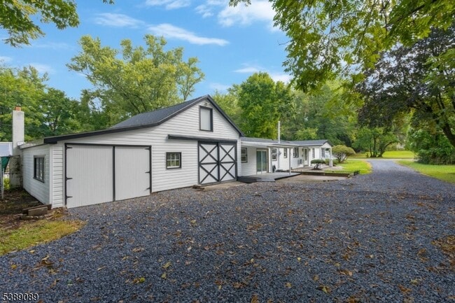 68 Trenton Ave in Frenchtown, NJ - Building Photo - Building Photo