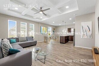 4217 Walnut Ave, Unit 1 in McAllen, TX - Building Photo - Building Photo