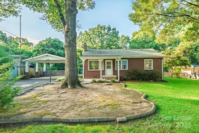 5212 Wales St in Charlotte, NC - Building Photo - Building Photo