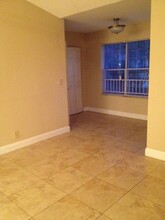 3460 Pinewalk Dr N in Margate, FL - Building Photo - Building Photo
