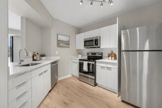 Marlowe VA in Arlington, VA - Foto de edificio - Building Photo