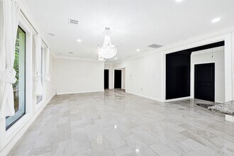 509 Joan Of Arc Dr in Hempstead, TX - Building Photo - Building Photo