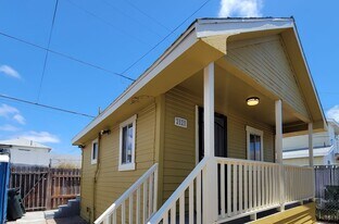 2028 Julian Ave in San Diego, CA - Building Photo