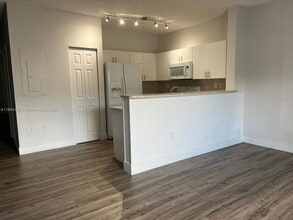 2349 SE 23rd Dr in Homestead, FL - Building Photo - Building Photo