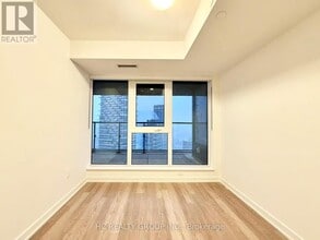 1 Quarrington Lane in North York, ON - Building Photo - Building Photo