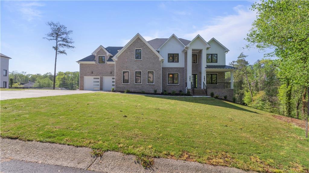 208 Indian Hills Trail in Marietta, GA - Building Photo