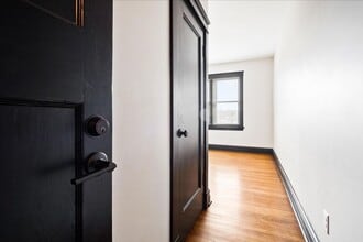 4909 Lindenwood Ave in St. Louis, MO - Building Photo - Building Photo