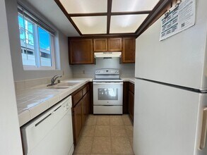 3989 Lamont St in San Diego, CA - Building Photo - Building Photo