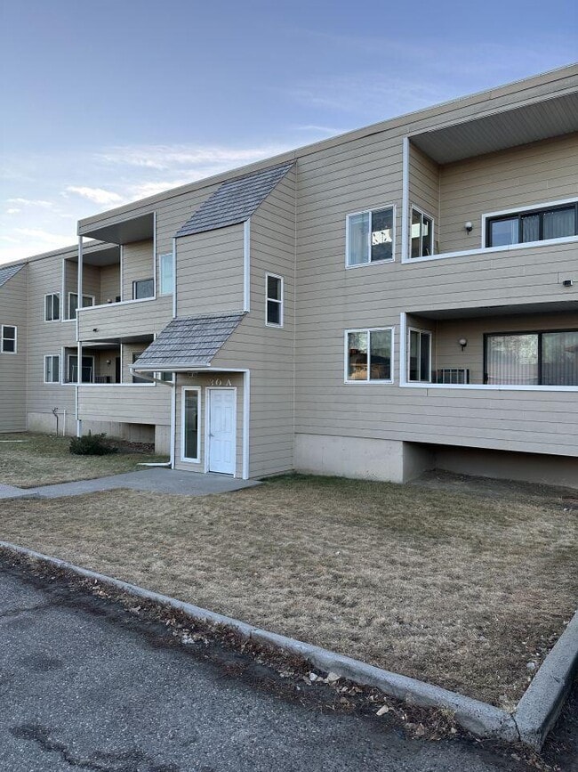 property at 30 Almadin Ln