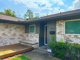 4709 Lido Ln in Houston, TX - Building Photo