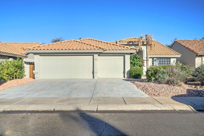 property at 8940 E Palm Ridge Dr