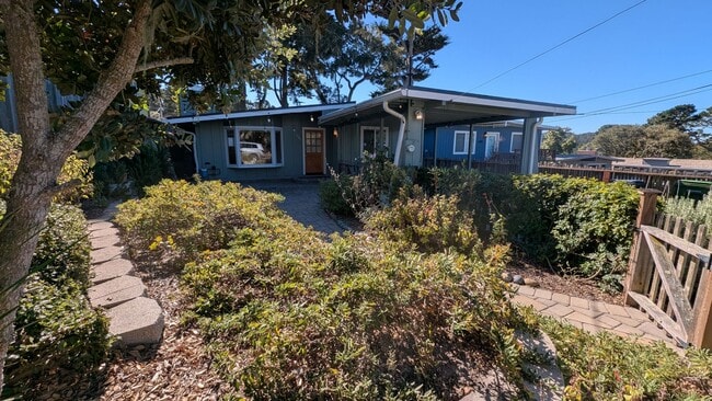 property at 1207 Shafter Ave