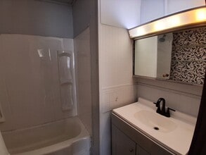 501 Avenue in Danville, IL - Building Photo - Building Photo